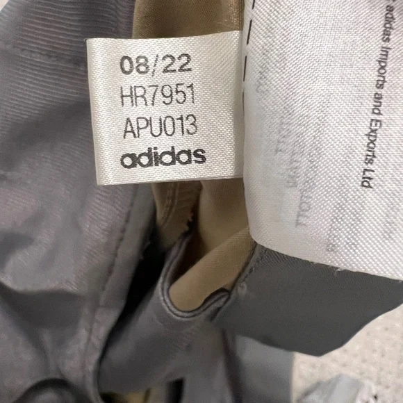 adidas Men's Ultimate365  Golf Shorts - Picture 7 of 9